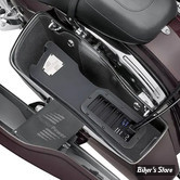 AMPLIFICATEUR DE SACOCHE - TOURING 14up - CÔTÉ GAUCHE - PRECISION POWER - SADDLEBAG SUBWOOFER - HD14.SBWL