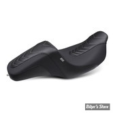 SELLE  MUSTANG - TOURING 08/23 - FRED KODLIN SIGNATURE - Squareback™ Signature Series - NOIR - 76322GM