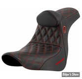 SELLE DUO - SOFTAIL FXLR / FLSB 18UP - SADDLEMEN -  Pro Series SDC Performance Grip Seat - NOIR / COUTURES : ROUGE  - SC81829REDRT