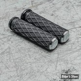 - POIGNEES - ARLEN NESS -  TIRAGE ELECTRONIQUE - DIAMOND GRIPS - CAOUTCHOUC : NOIR / EMBOUTS : CHROME - 500-008