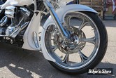 GARDE BOUE AVANT CUSTOM - TOURING 14UP - PAUL YAFFE'S - DEI FRONT FENDER - 16" / 19" - FINITION ENTRETOISES : SATIN - DEI21-14L-B