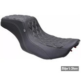 - SELLE MUSTANG - Double Diamond Squareback Seat - TOURING 2023UP - NOIR / DOUBLE DIAMOND / COUTURES : GUNMETAL - 88415GM