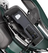 AMPLIFICATEUR DE SACOCHE - TOURING 98/13 - CÔTÉ DROIT - PRECISION POWER - SADDLEBAG SUBWOOFER - HD13.SBWR